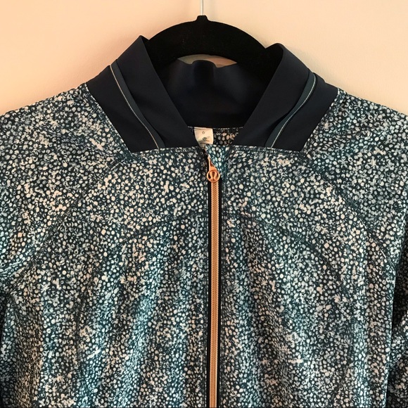 Lululemon size 6 Jacket - Picture 7 of 8